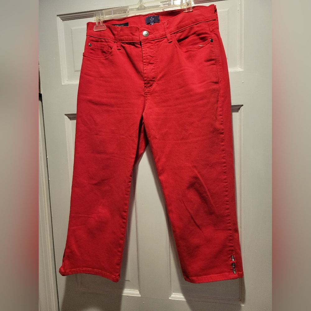 NYDJ Not Your Daughters Jeans Red Lift Tuck Ariel Crop Jeans w Rhinestones sz8
